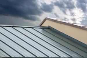 Read more about the article Exploring the Latest Innovations in Storm Proof Roofing Materials